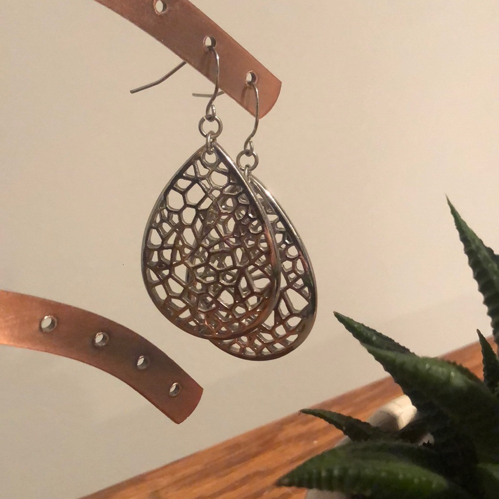 Silver dangling earrings